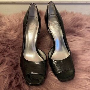 Jessica Simpson shoes size 6